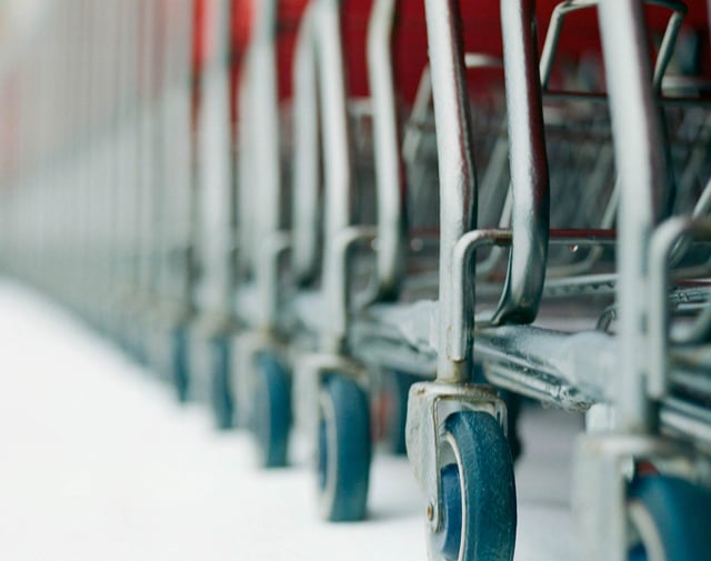 retailer-supplier relationship represented by shopping carts